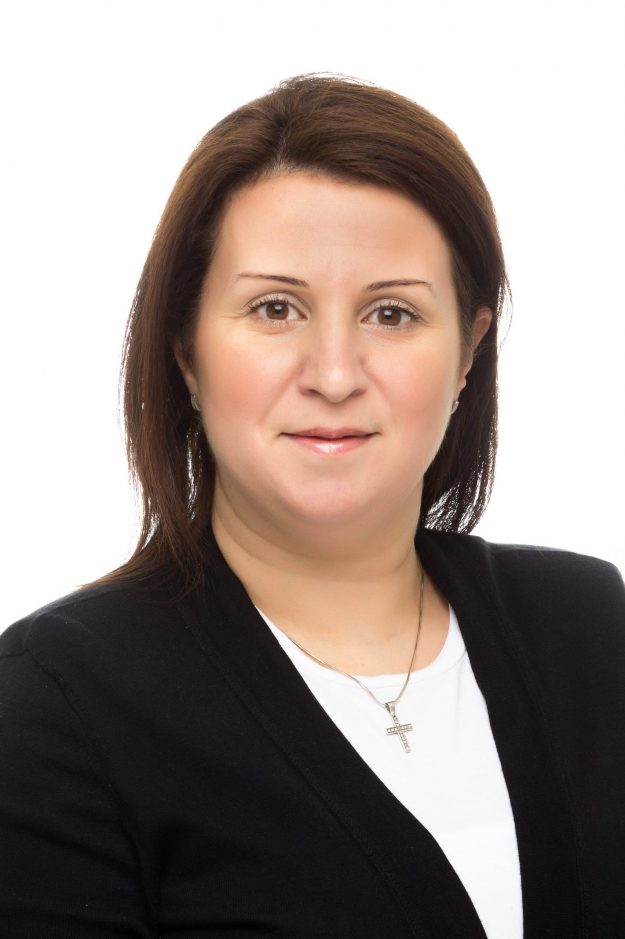 Linda AlhouchEkonomiassistent